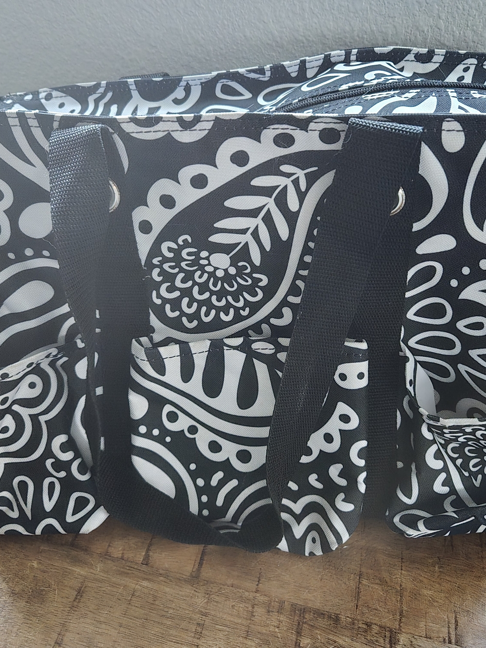 thirty-one Black & White Paisley Tote - Picture 2 of 4